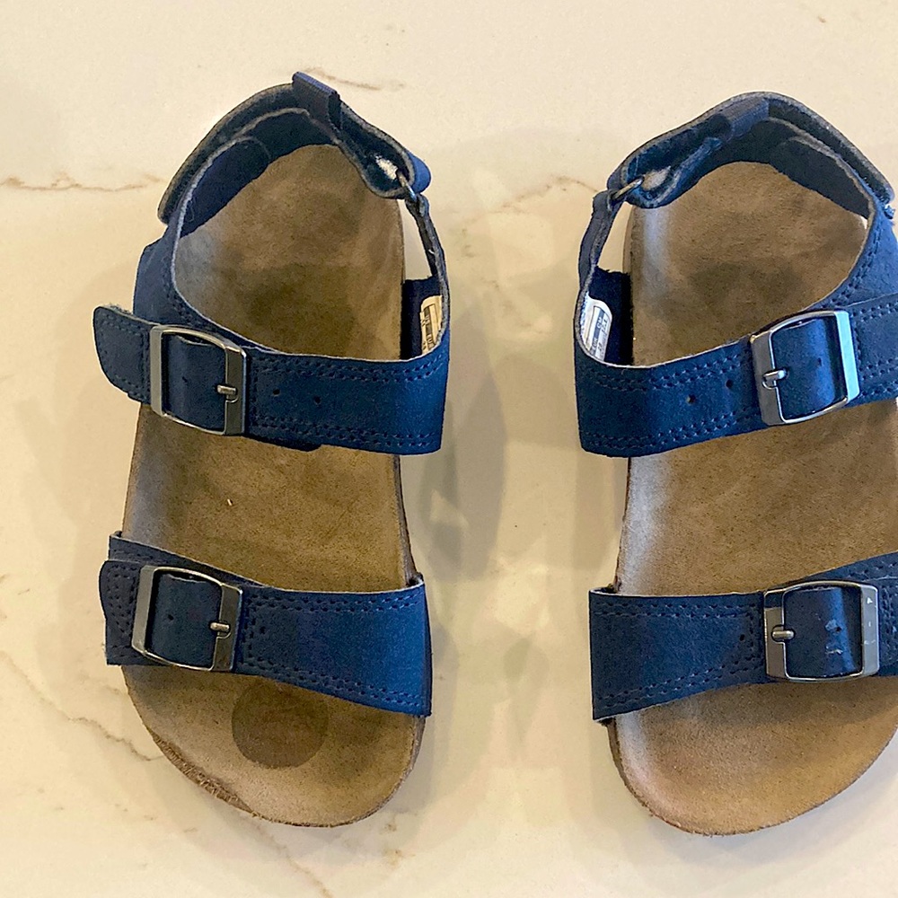 Toddler faux birkenstocks